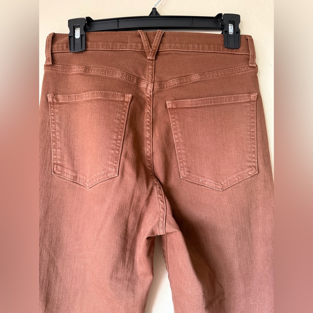 Veronica Beard High-Rise Skinny Jeans in Chestnut Brown - Picture 9 of 13
